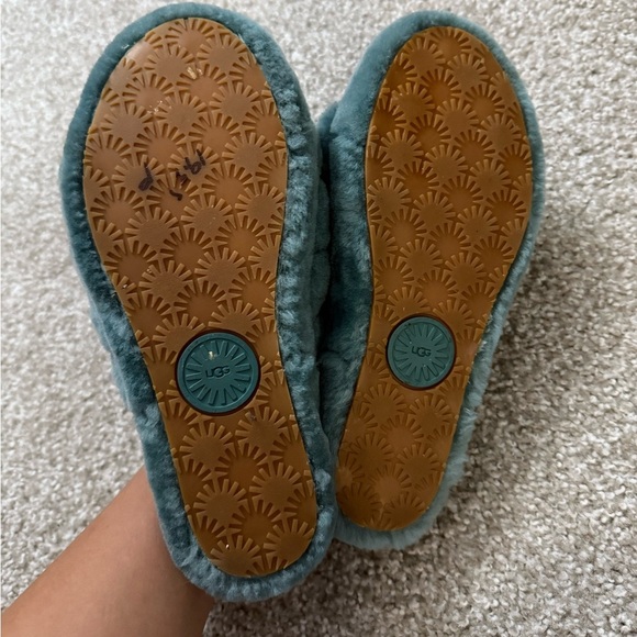 UGG FLUFF YEAH SLIDE ATLANTIC SLIPPERS - WOMEN'S - Picture 5 of 5